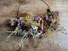 Load image into Gallery viewer, Dried Flower Wreath